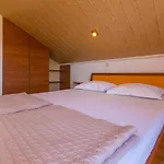 Clementina Apartman