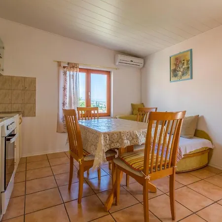 Clementina Apartment