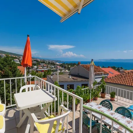 Clementina Apartment