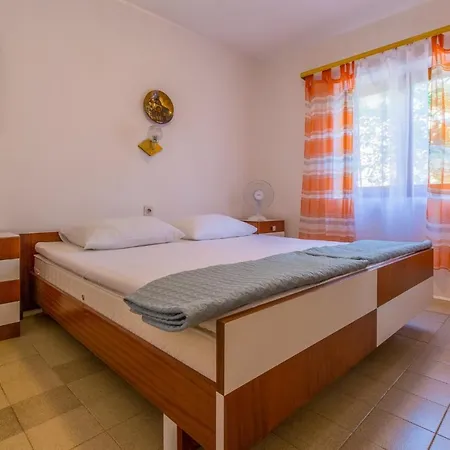 Clementina Apartment